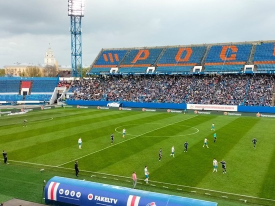 Футболисты воронежского «Факела» проиграли дома «Оренбургу» со счетом 1:3