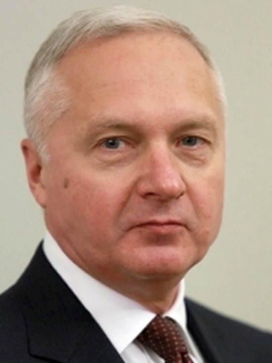Председатель правительства Красноярского края Юрий Лапшин подал в отставку