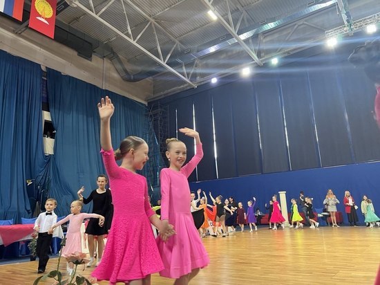 Первенство России по бальным танцам проходит в Серпухове