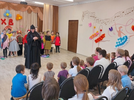 Игумения Алексия посетила семейный центр «Серпуховский»
