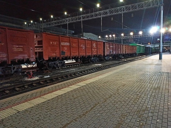 Мужчину насмерть сбил поезд в Ростовской области