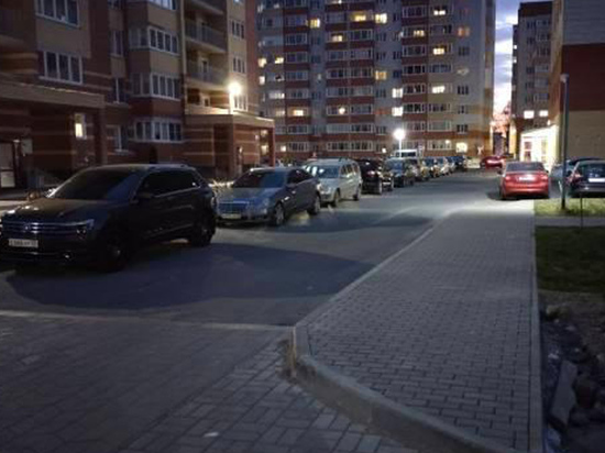 Школьницу сбили во дворе на улице Судоремонтной в Вологде