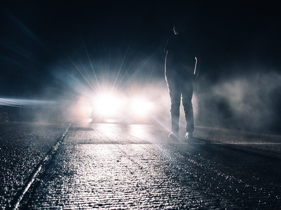 В Смоленской области Mitsubishi L200 сбил пешехода зеркалом