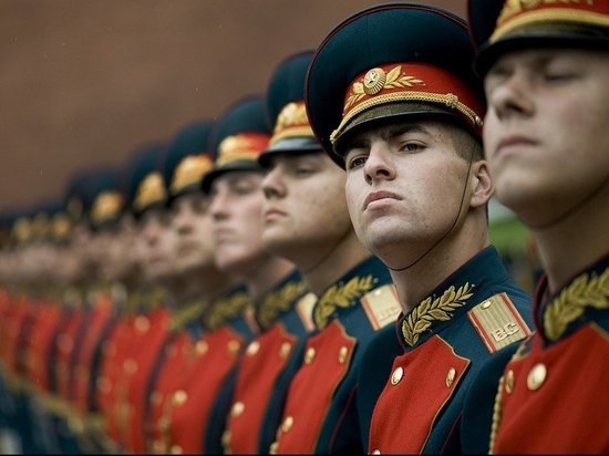 Татарстанцы - срочники могут выбрать военную службу по контракту
