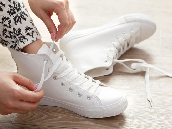Как сделать кроссовки белыми снова: 7 лучших способов в домашних условиях -  МК Новосибирск