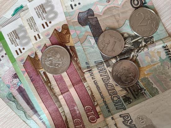 В Новороссийске у местного жителя пропало около 8 000 рублей с карты