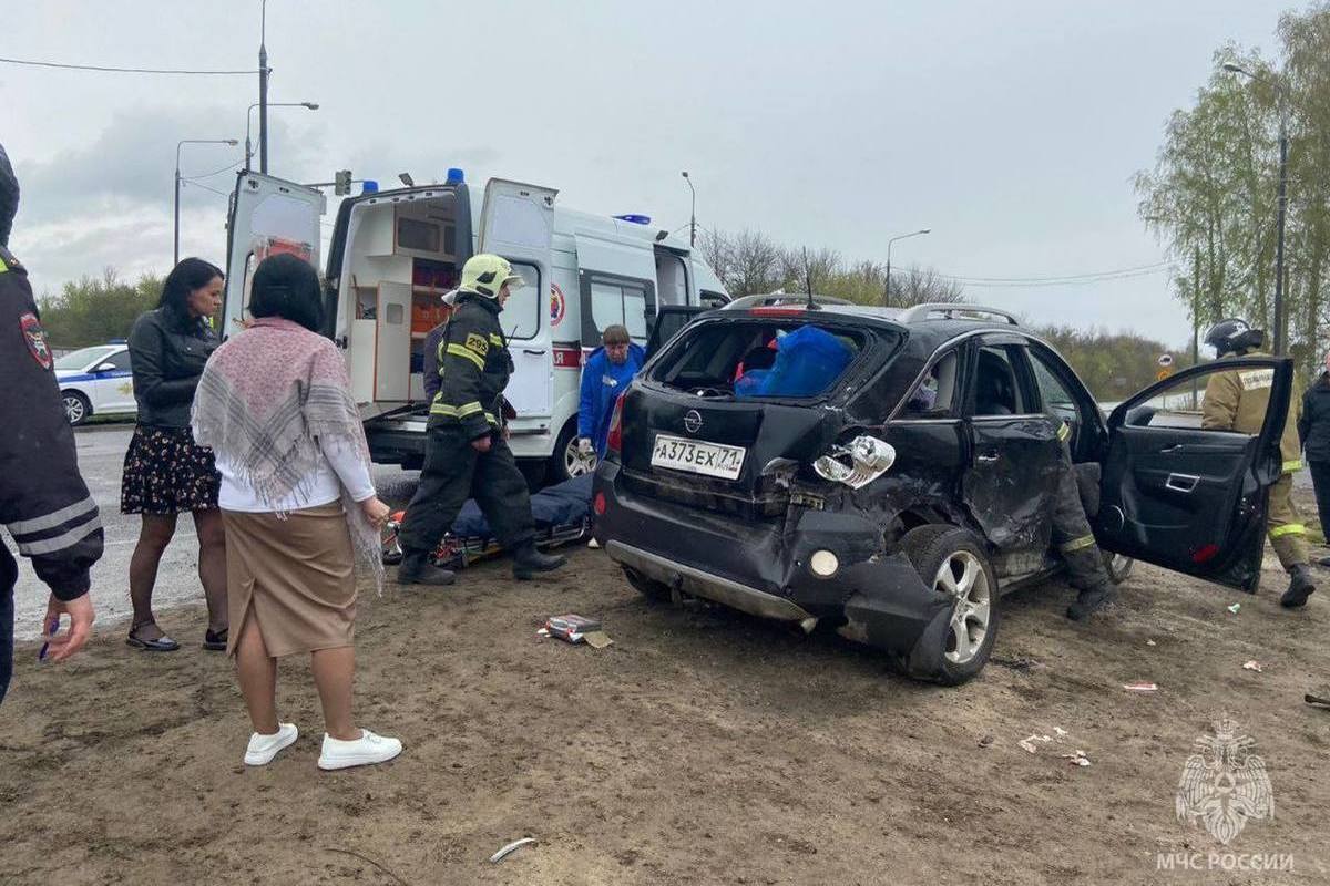 Происшествия пос ровно тульской обл фото В серьёзном ДТП с фурой под Ефремовом 25 апреля пострадало три человека - МК Тул