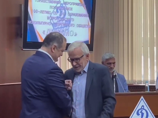 Глава Дагестана наградил участников общества «Динамо»
