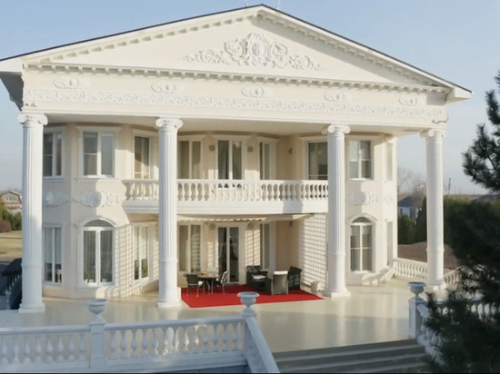 В Астраханской области продают «жилище богов» за 250 миллионов рублей