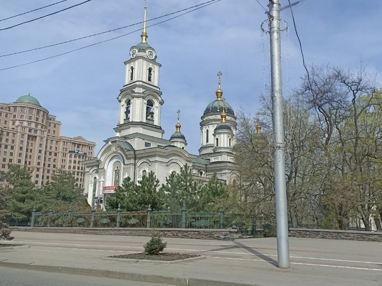 Православные и исламский представители духовенства встретились с бойцами ДНР