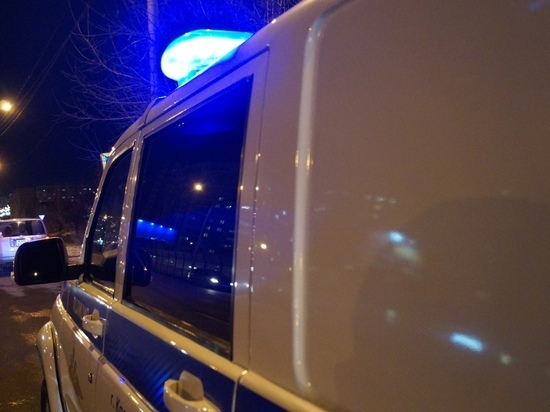 Пьяный полицейский пытался задушить 16-летнюю школьницу в Новосибирске