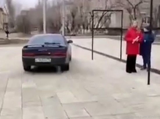 Водитель Toyota без прав проехал по парку «Солнечному» в Чите на чужом авто
