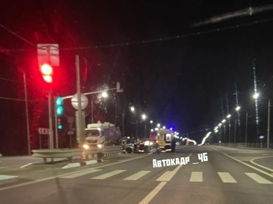 В ДТП с грузовиком под Курском пострадал водитель легковушки