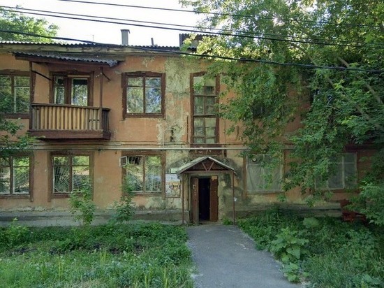 Еще один барак сталинских времен снесут на Эльмаше