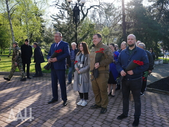   В Донецке почтили память ликвидаторов аварии на ЧАЭС