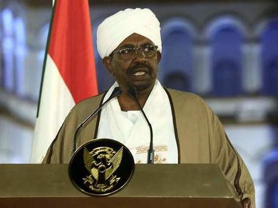 Свергнутого президента Судана Омара аль-Башира перевели из тюрьмы в госпиталь