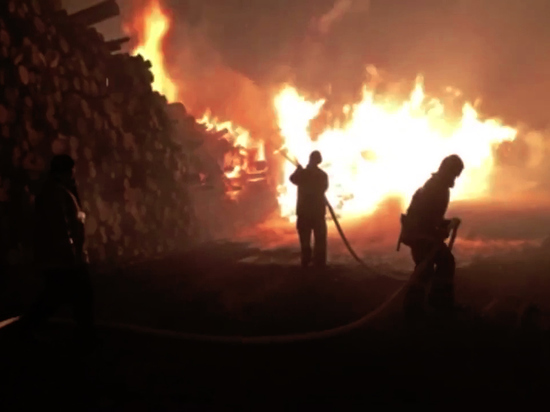 Сгорело более 120 домов
