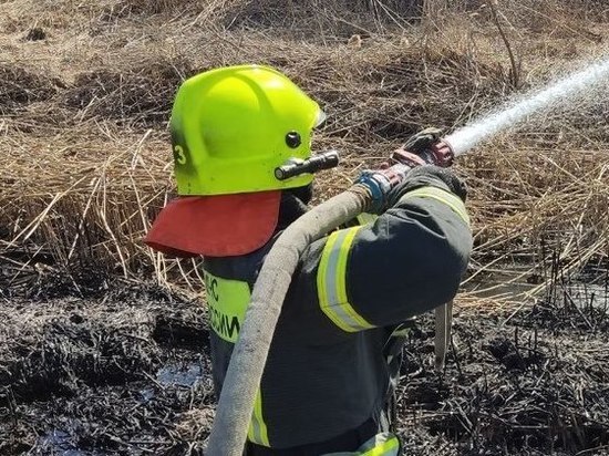 В Ленинском районе пострадала женщина, пытавшаяся потушить пожар в собственной квартире