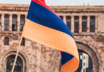 Член риксдага (парламента Швеции) Бьорн Седер призвал министра иностранных дел страны Тобиаса Билльстрема выступить за введение безвизового въезда в Евросоюз для граждан Армении