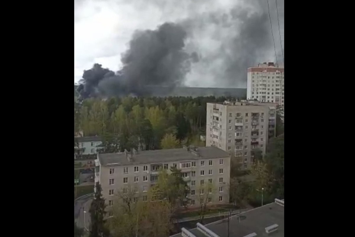 Что случилось в балашихе сегодня. Пожар в Москве. НИИ противопожарной обороны Балашиха. Пожар фото. Пожар в Балашихе сегодня.