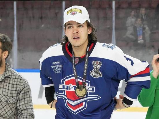 Хоккеист из Пензы выиграл кубок Харламова в составе нижегородской команды