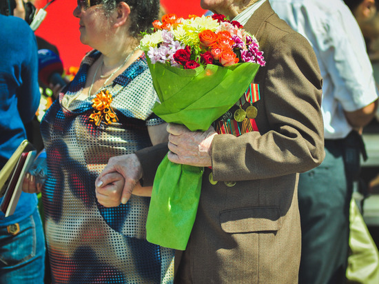 Концерт ко Дню Победы и акция "Бессмертный полк" пройдут в Макеевке в онлайн-формате