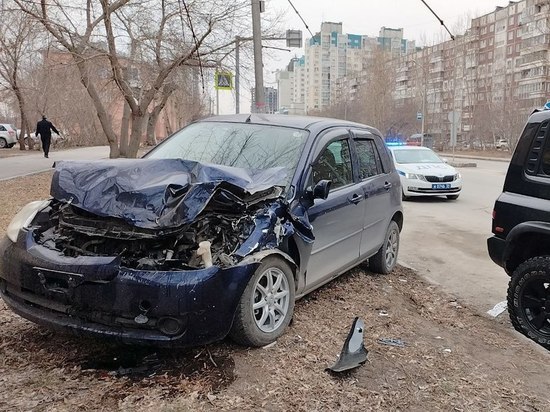 В Новосибирске женщина на Mazda Demio сбила 10-летнего мальчика