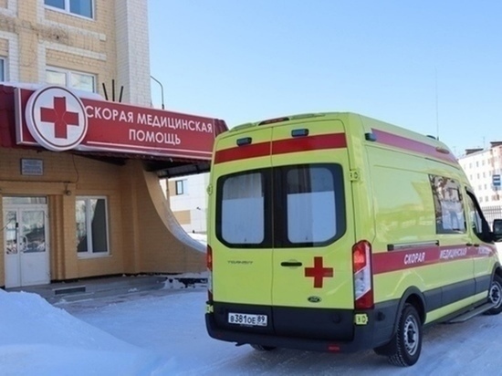 На станции скорой помощи Нового Уренгоя прокомментировали наезд машины медиков на школьницу