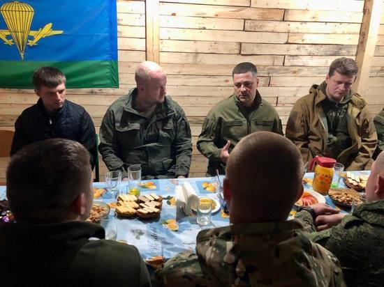 Псковский губернатор побывал в зоне СВО и осмотрел условия размещения военных