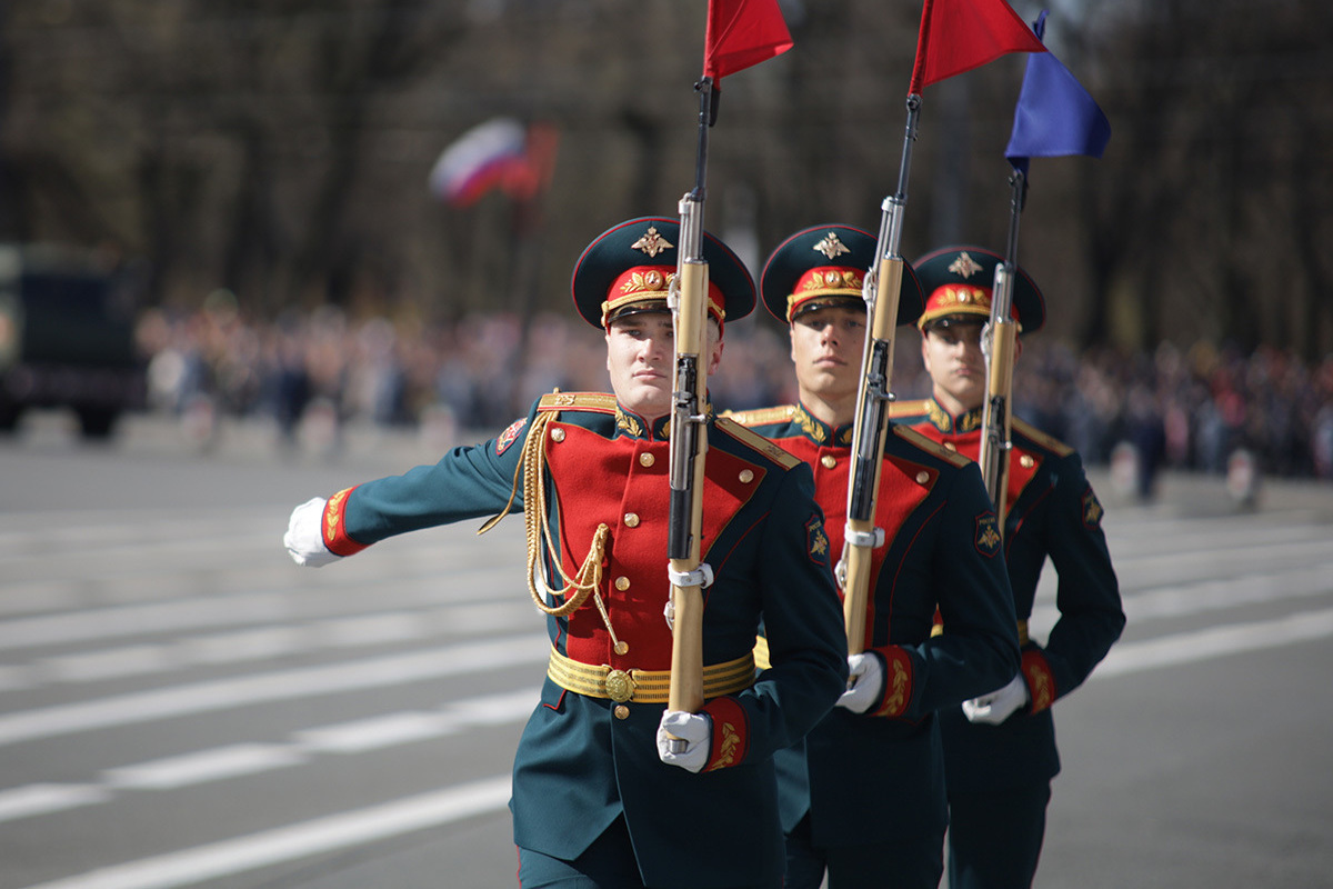 Санкт петербург мероприятия на майские праздники. Массовое шествие Бессмертного полка. Бессмертный полк.