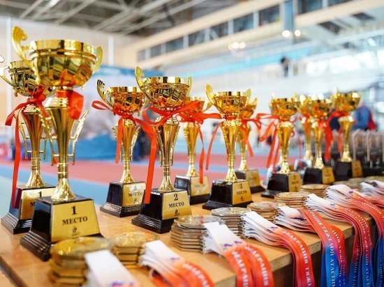 Чемпионат и первенство СФО по тяжелой атлетике стартовали в Иркутске