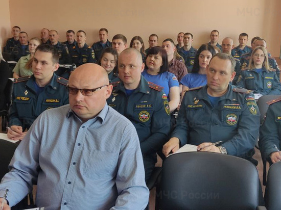 Сотрудники МЧС России по Орловской области протестировали свои знания в «Диктанте Победы»