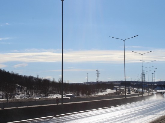 В Мурманской области подписали пять контрактов на установку дорожного освещения