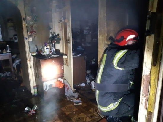 В пожаре в жилом доме в Кандалакше погиб человек