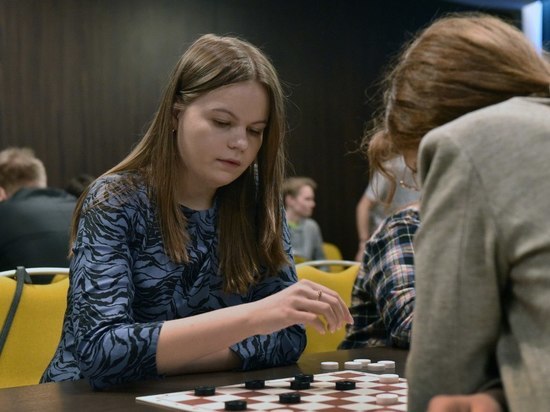 Красноярка Юлия Журавская взяла серебро на чемпионате Европы по шашкам