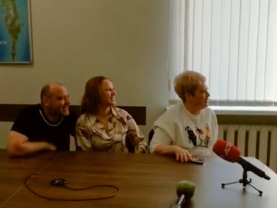 Бойцы на Донбассе пообщались со своими семьями на Сахалине через телемост