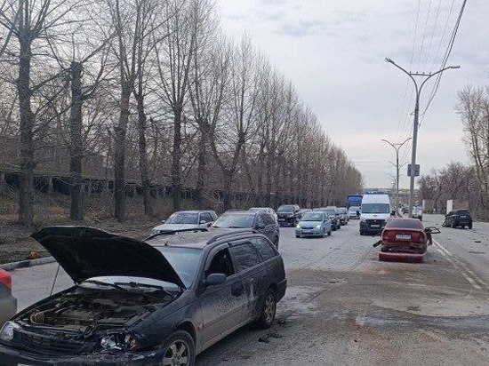 В Новосибирске произошло массовое ДТП на Бердском шоссе
