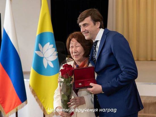 В Калмыкию с рабочим визитом прибыл министр просвещения России Сергей Кравцов