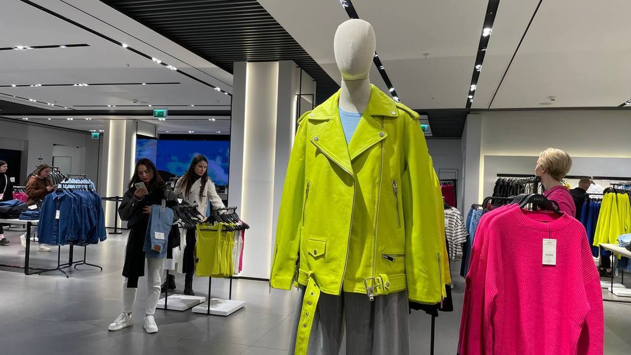 «Это, типа, Zara? О май гад»: петербуржцы оценили первый магазин бренда Maag