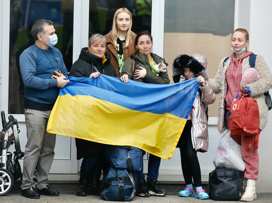 Bloomberg: украинские беженцы посетовали на уменьшение финансовой помощи властями Румынии