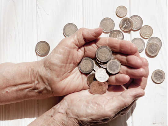 С 1 мая пенсионеров ожидают важные новшества: индексации, выплаты, доставка