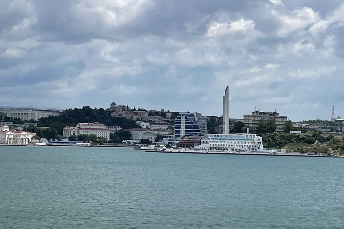 Одесса севастополь морем. Севастополь Одесса. Внешний рейд Севастополя. МК В Крыму. Фото морских дронов атаковавших Севастополь.