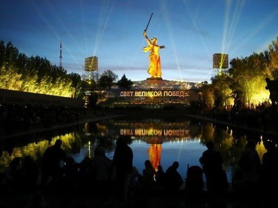 Инсталляцию «Свет Великой Победы» покажут в нескольких местах Волгограда