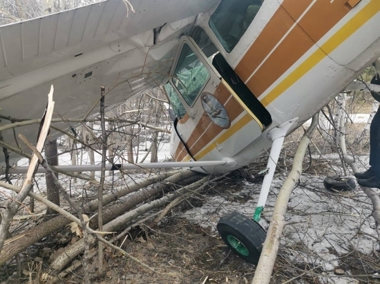 В Новосибирске возбудили уголовное дело после жёсткой посадки частного самолёта Cessna