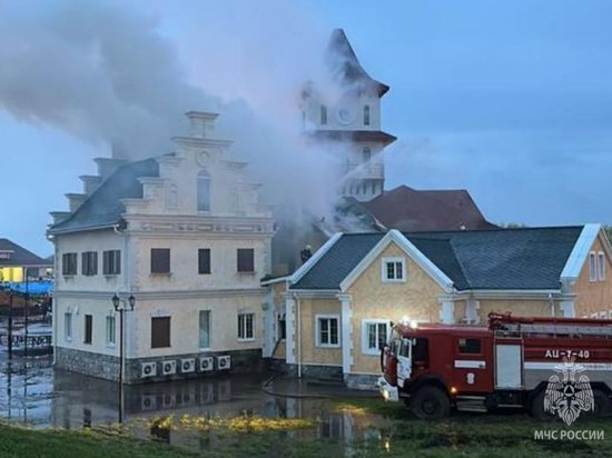 Под Рязанью произошёл пожар в гостиничном комплексе «Окская жемчужина»