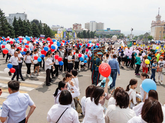 В Улан-Удэ День весны и труда отметят митингом-концертом и шествием