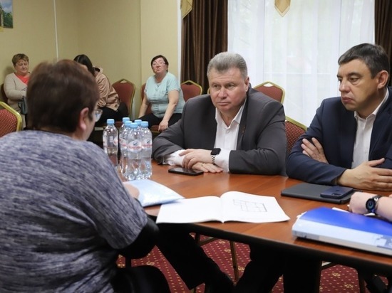 Владимир Перцев обсудил с белгородцами предоставление в собственность нового жилья