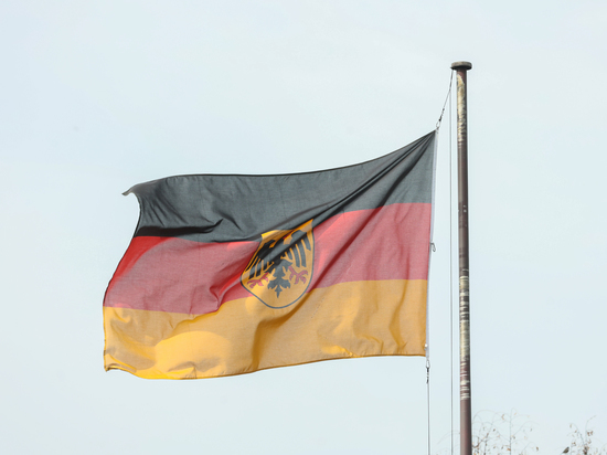 В Германии сообщили о возвращении некоторых сотрудников в Берлин из РФ