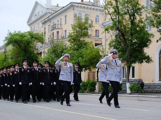 В Астрахани приступают к репетициям праздничного шествия