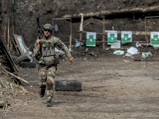 Проект указа Зеленского: военное положение и мобилизация на Украине продлят еще на 90 суток
